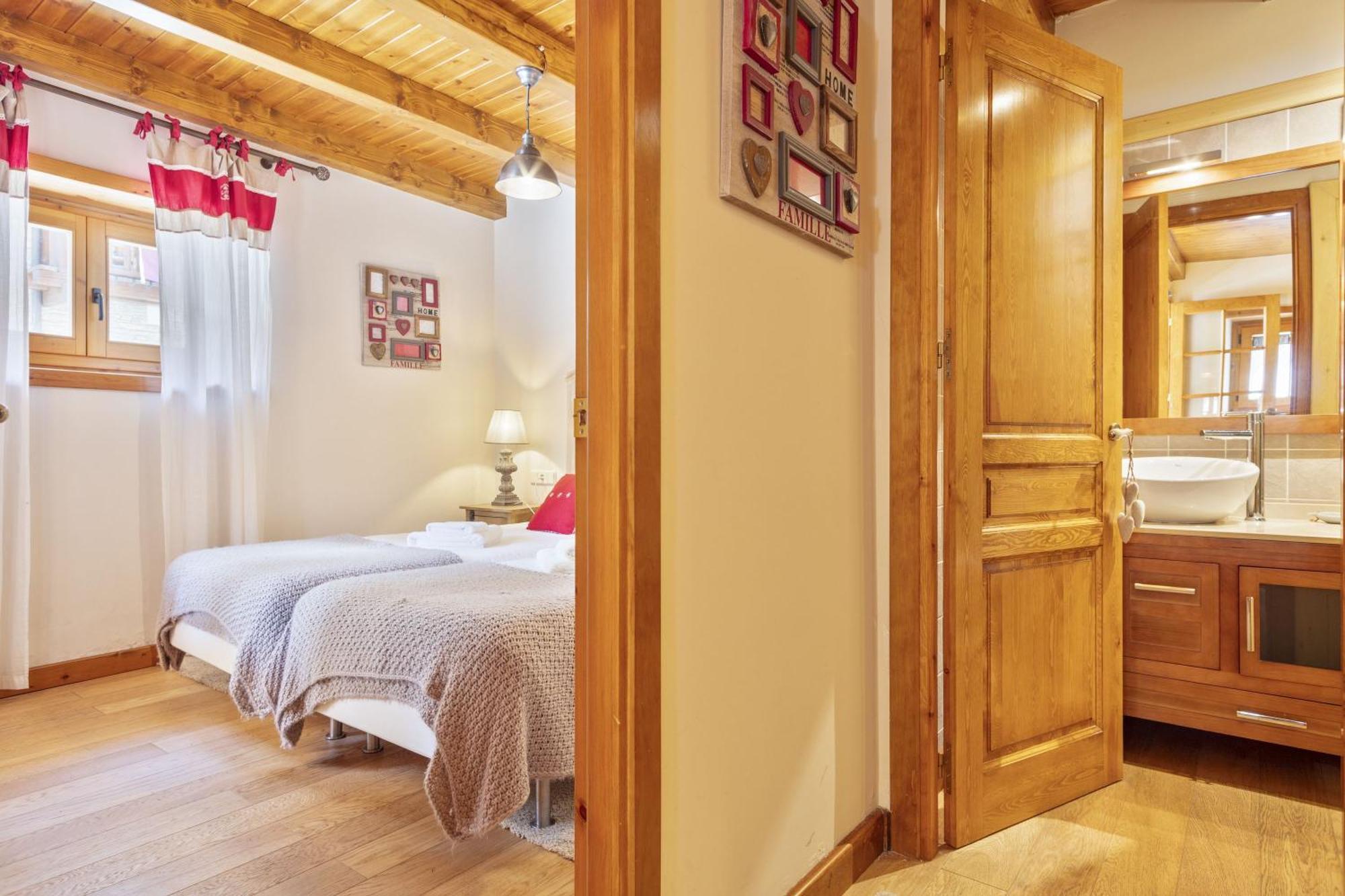 Luderna - Casa Eth Farrow 2 Villa Vielha Exteriör bild